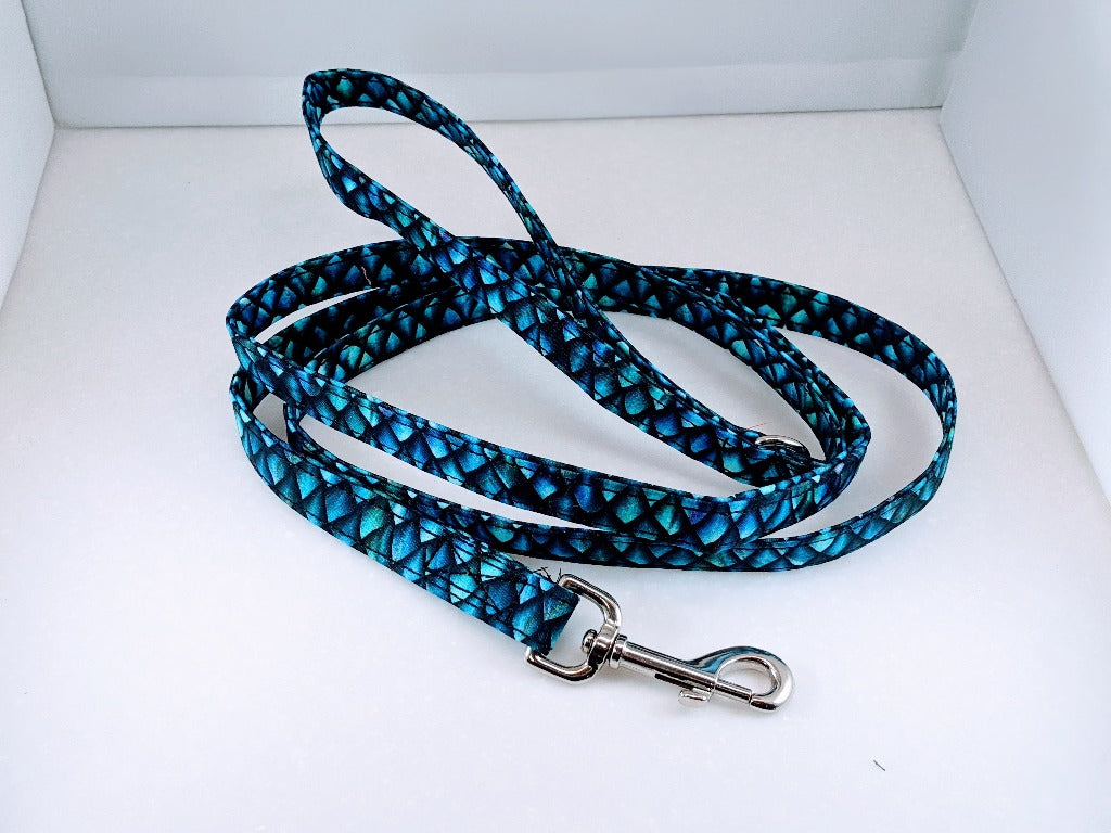 Blue Dragon Scales Leash